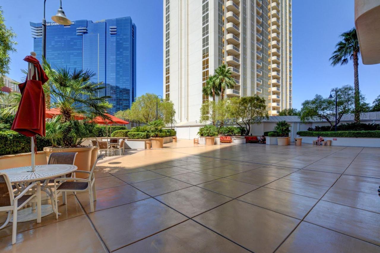 Mgm Signature-22-707 F1 Track & Strip View Balcony Лас-Вегас Екстер'єр фото